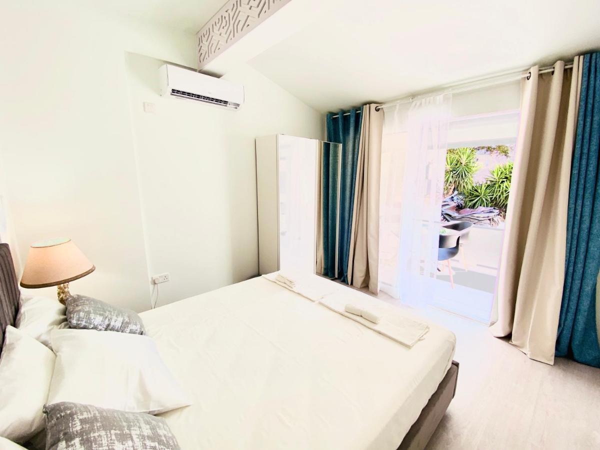 Sandy Bay Villa Ayia Napa Exteriör bild