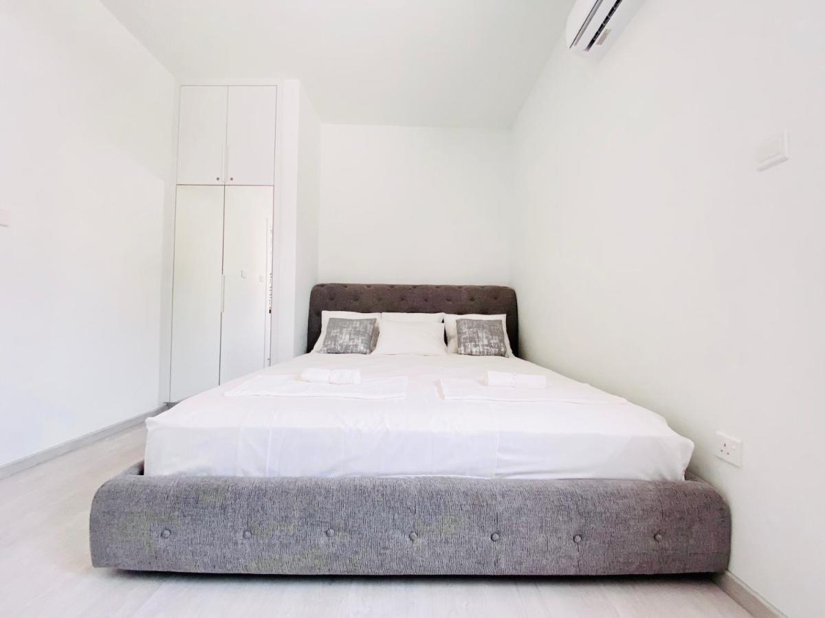 Sandy Bay Villa Ayia Napa Exteriör bild